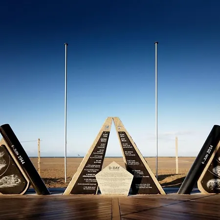 Le Luxe & Votre Vue Mer A Ouistreham Riva Bella Exterior photo